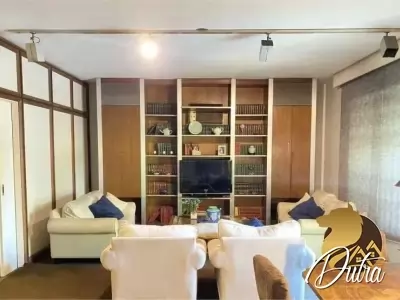 Padrão Jardim Guedala 600m² 05 Dormitórios 04 Suítes 14 Vagas