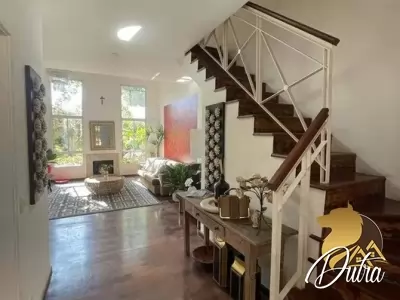 Casa de Condomínio Alto da Boa Vista 350m² 05 Dormitórios 05 Suítes 3 Vagas