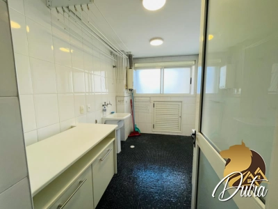 MAison Elisabeth Sumaré 215m² 03 Dormitórios 03 Suítes 4 Vagas