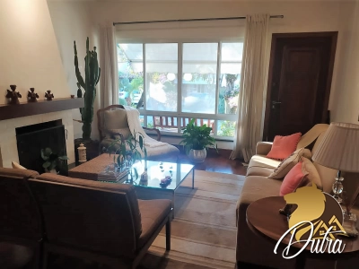 TAquaral Jardim Itapeva 200m² 03 Dormitórios 02 Suítes 4 Vagas