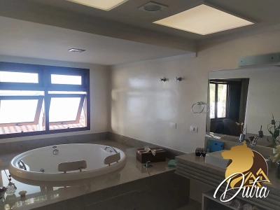 TAquaral Jardim Itapeva 200m² 03 Dormitórios 02 Suítes 4 Vagas