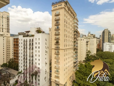 Arlene e Luciene Itaim Bibi 325m² 03 Dormitórios 03 Suítes 4 Vagas