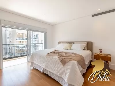 Edifício Celebration Itaim Vila Olímpia 275m² 04 Dormitórios 04 Suítes 5 Vagas