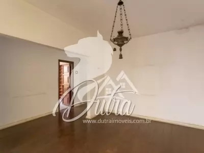 Sobrado Jardim América 380m² 03 Dormitórios 01 Suítes 3 Vagas