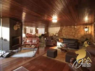 Padrão Alto de Pinheiros 453m² 04 Dormitórios 02 Suítes 6 Vagas