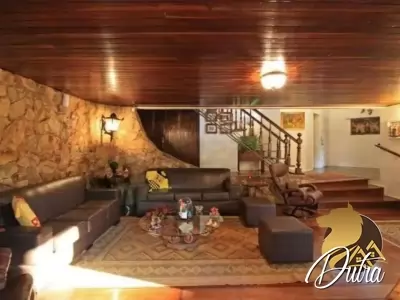 Padrão Alto de Pinheiros 453m² 04 Dormitórios 02 Suítes 6 Vagas