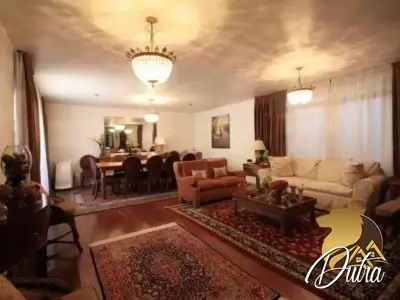 Padrão Alto de Pinheiros 453m² 04 Dormitórios 02 Suítes 6 Vagas