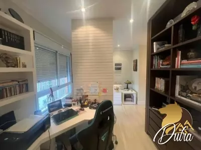 Edifício Claridge Moema 448m² 04 Dormitórios 04 Suítes 8 Vagas