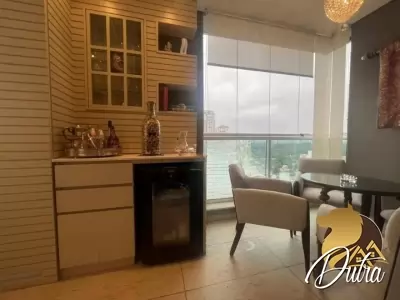 Edifício Claridge Moema 448m² 04 Dormitórios 04 Suítes 8 Vagas