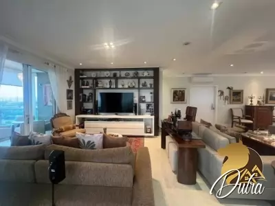 Edifício Claridge Moema 448m² 04 Dormitórios 04 Suítes 8 Vagas