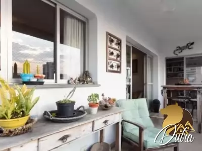 Castel Gandolfo Moema 228m² 04 Dormitórios 03 Suítes 4 Vagas