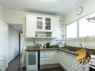 Castel Gandolfo Moema 228m² 04 Dormitórios 03 Suítes 4 Vagas