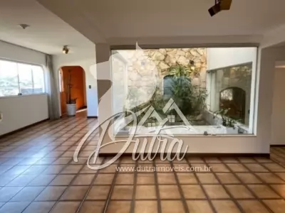 Sobrado Brooklin Paulista 327m² 05 Dormitórios 04 Suítes 3 Vagas