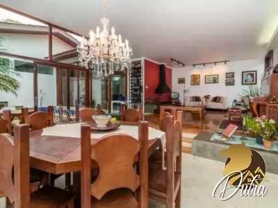 Padrão Jardim Luzitania 241m² 02 Dormitórios 02 Suítes 5 Vagas