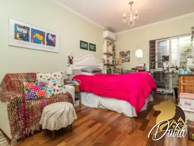 Padrão Jardim Luzitania 241m² 02 Dormitórios 02 Suítes 5 Vagas