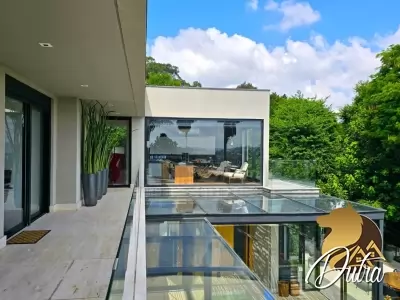 SÃO PAULO II Granja Viana 1300m² 05 Dormitórios 05 Suítes 4 Vagas