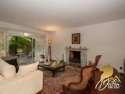 Sobrado Jardim Paulistano 240m² 05 Dormitórios 01 Suítes 5 Vagas