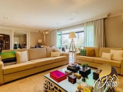 Condominio da Chacara Santa Helena Santo Amaro 350m² 04 Dormitórios 04 Suítes 3 Vagas