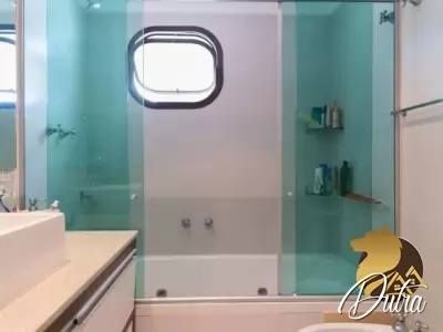 Edifício Adriana Aclimação 240m² 04 Dormitórios 02 Suítes 3 Vagas