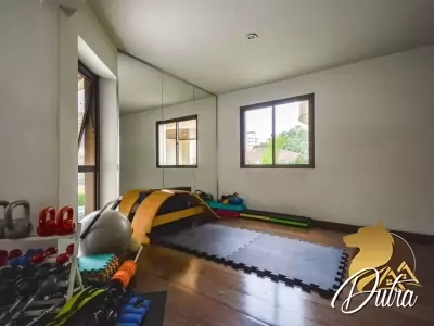 Parque dos Jerivás Moema 227m² 04 Dormitórios 02 Suítes 3 Vagas