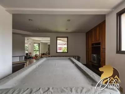 Parque dos Jerivás Moema 227m² 04 Dormitórios 02 Suítes 3 Vagas