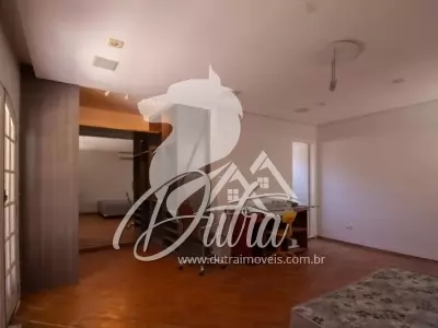 Padrão Pacaembu 452m² 04 Dormitórios 03 Suítes 5 Vagas