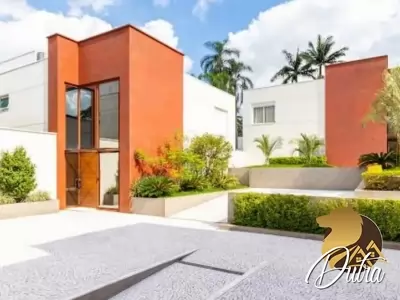 Condominio Porto Fino Parque Colonial 787m² 04 Dormitórios 04 Suítes 8 Vagas