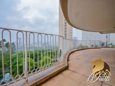 Verveine Jardim Fonte do Morumbi 425m² 04 Dormitórios 04 Suítes 5 Vagas