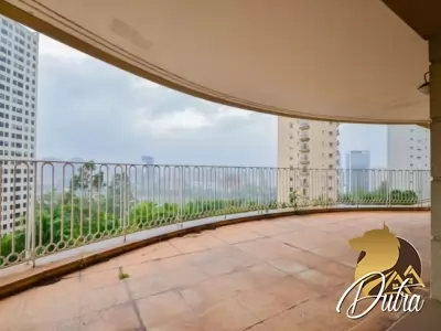 Verveine Jardim Fonte do Morumbi 425m² 04 Dormitórios 04 Suítes 5 Vagas