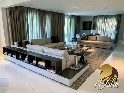 Castagneto Higienópolis 292m² 04 Dormitórios 03 Suítes 4 Vagas